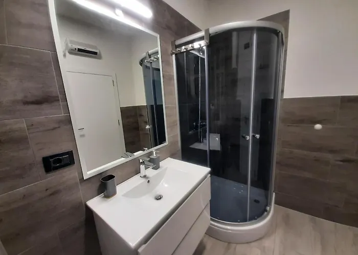 Mis-for In Center * Rijeka